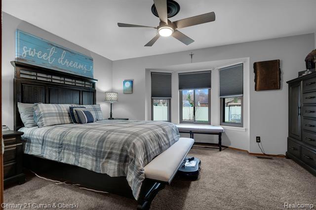 Builiding view seventeen for 21539 Deerfield, Trenton, MI. 48183