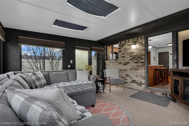 Builiding view thirty six for 21539 Deerfield, Trenton, MI. 48183