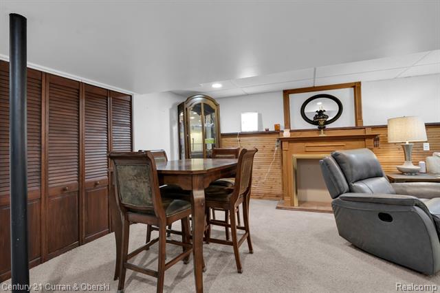 Builiding view thirty two for 21539 Deerfield, Trenton, MI. 48183