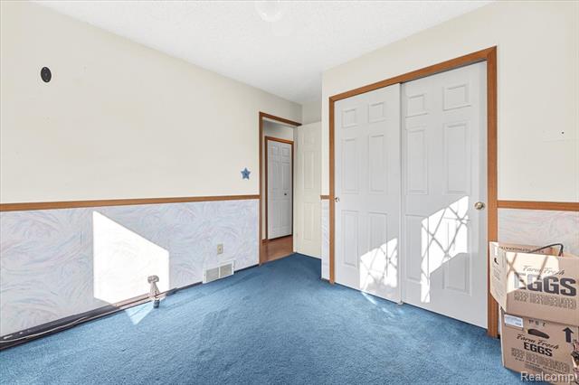 Builiding view eight for 22244 Camille, Trenton, MI. 48183