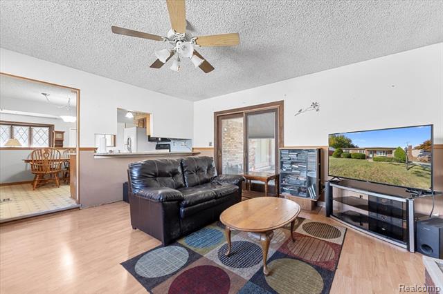 Builiding view one for 22244 Camille, Trenton, MI. 48183