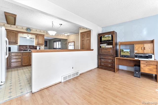 Builiding view seven for 22244 Camille, Trenton, MI. 48183