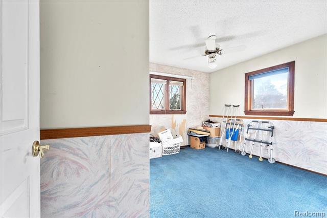 Builiding view ten for 22244 Camille, Trenton, MI. 48183