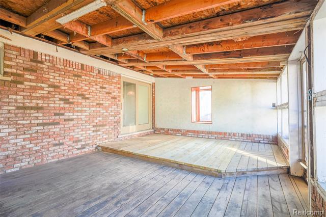 Builiding view twenty five for 22244 Camille, Trenton, MI. 48183