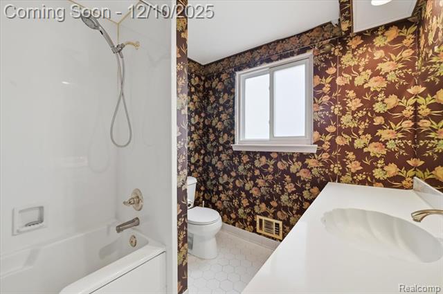 Builiding view eleven for 21231 Tiffany, Trenton, MI. 48183