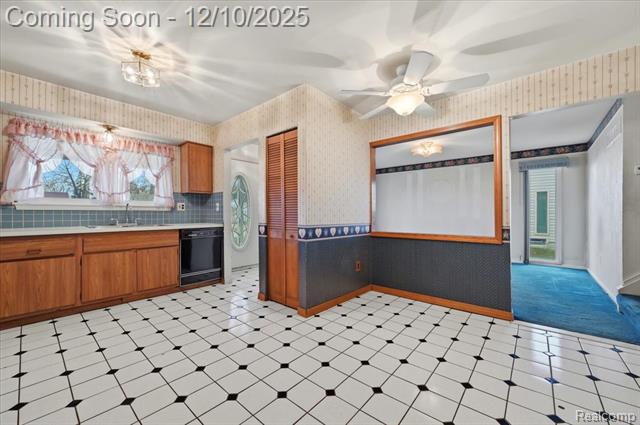 Builiding view seven for 21231 Tiffany, Trenton, MI. 48183