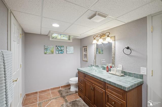 Builiding view fifty for 20340 Wahrman, New Boston, MI. 48164