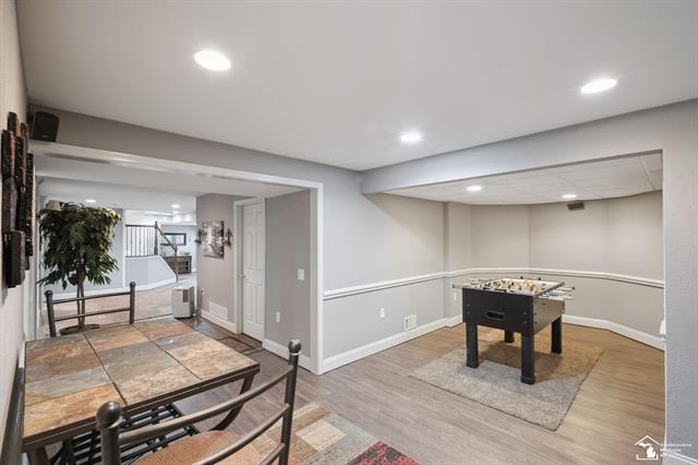 Builiding view forty seven for 20340 Wahrman, New Boston, MI. 48164