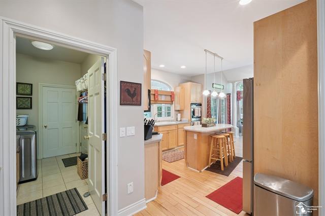 Builiding view forty for 20340 Wahrman, New Boston, MI. 48164