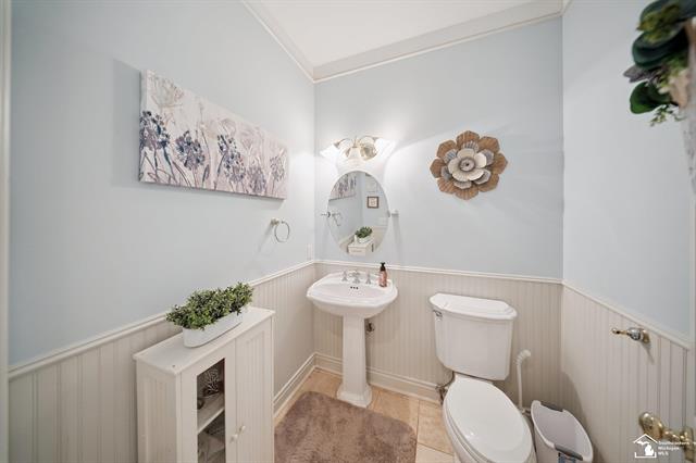 Builiding view twenty four for 20340 Wahrman, New Boston, MI. 48164