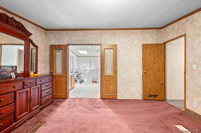 Builiding view twenty one for 19074 Sumpter, Belleville, MI. 48111