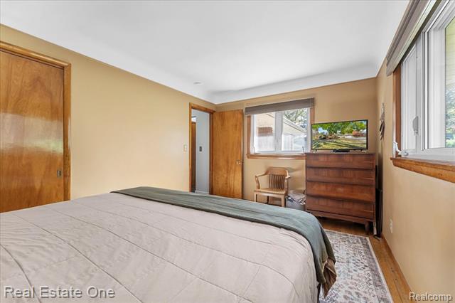 Builiding view eleven for 18185 Hannan, New Boston, MI. 48164