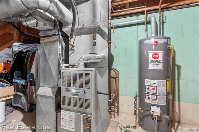 Builiding view nineteen for 18185 Hannan, New Boston, MI. 48164