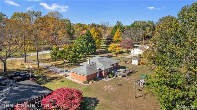 Builiding view twenty three for 18185 Hannan, New Boston, MI. 48164