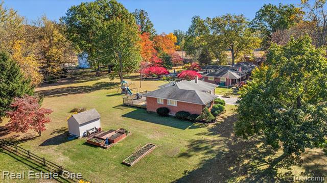 Builiding view twenty two for 18185 Hannan, New Boston, MI. 48164