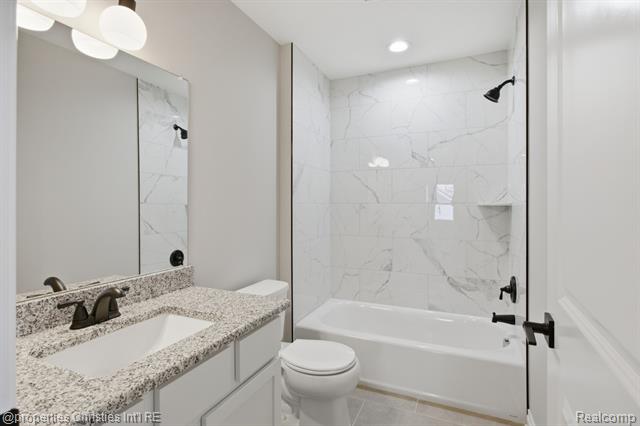 Builiding view thirty six for 23188 Waterview, New Boston, MI. 48164