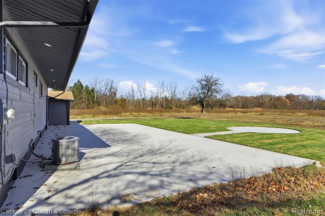 Builiding view thirty seven for 17901 Inkster, Romulus, MI. 48174