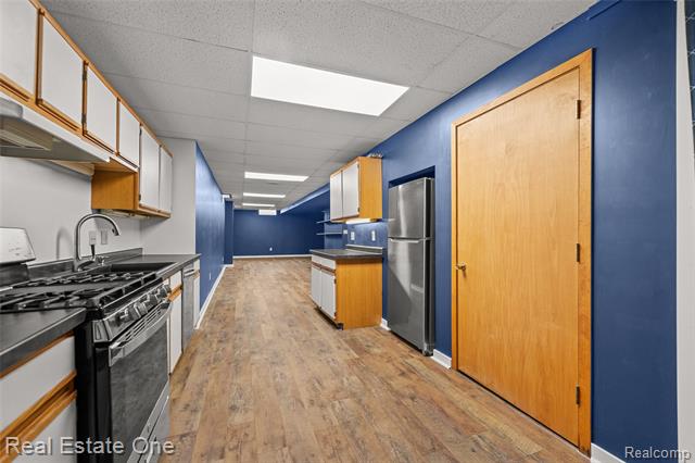 Builiding view forty five for 17300 Timothy, Southgate, MI. 48195