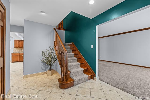 Builiding view nine for 17300 Timothy, Southgate, MI. 48195