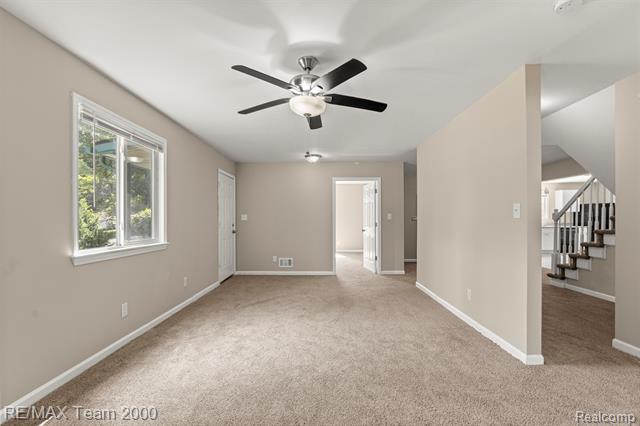 Builiding view eight for 16110 Farnum, Romulus, MI. 48174