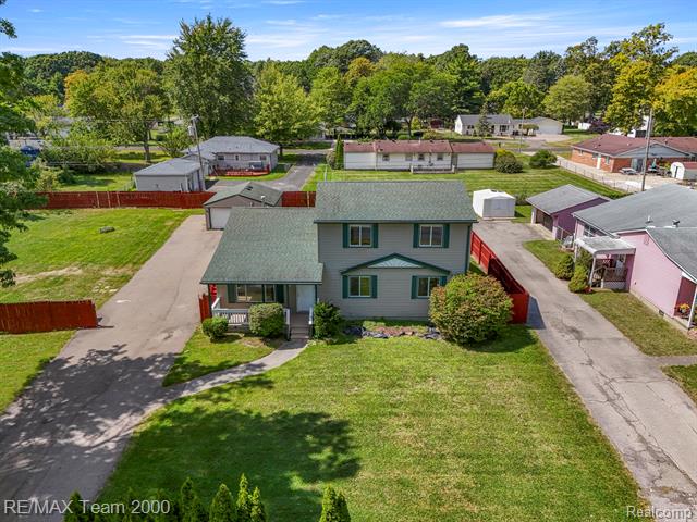 Builiding view fifty for 16110 Farnum, Romulus, MI. 48174