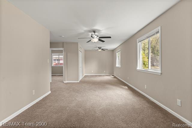 Builiding view five for 16110 Farnum, Romulus, MI. 48174