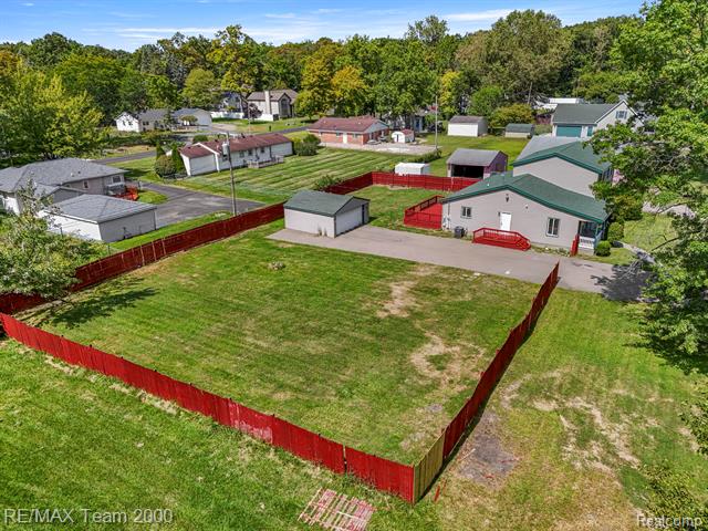 Builiding view forty six for 16110 Farnum, Romulus, MI. 48174