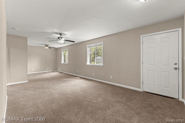 Builiding view four for 16110 Farnum, Romulus, MI. 48174