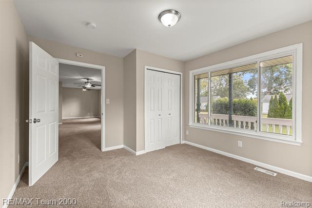 Builiding view fourteen for 16110 Farnum, Romulus, MI. 48174