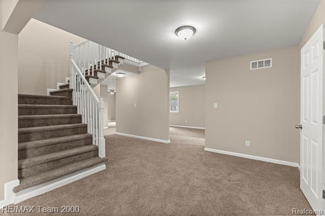 Builiding view seventeen for 16110 Farnum, Romulus, MI. 48174