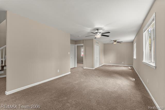 Builiding view six for 16110 Farnum, Romulus, MI. 48174