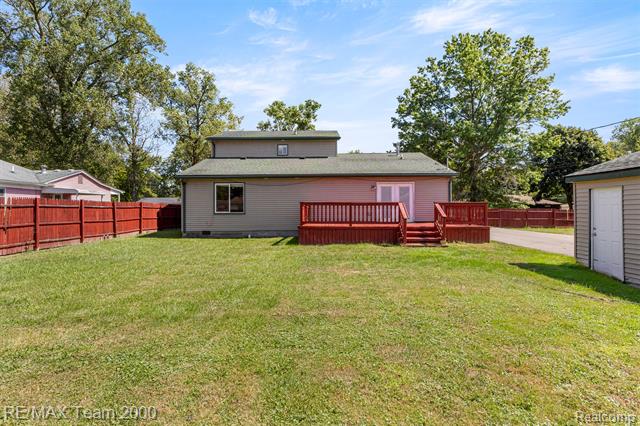 Builiding view thirty eight for 16110 Farnum, Romulus, MI. 48174