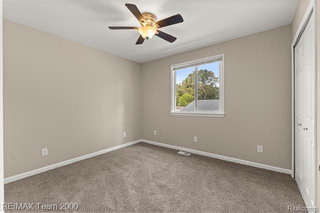 Builiding view thirty three for 16110 Farnum, Romulus, MI. 48174