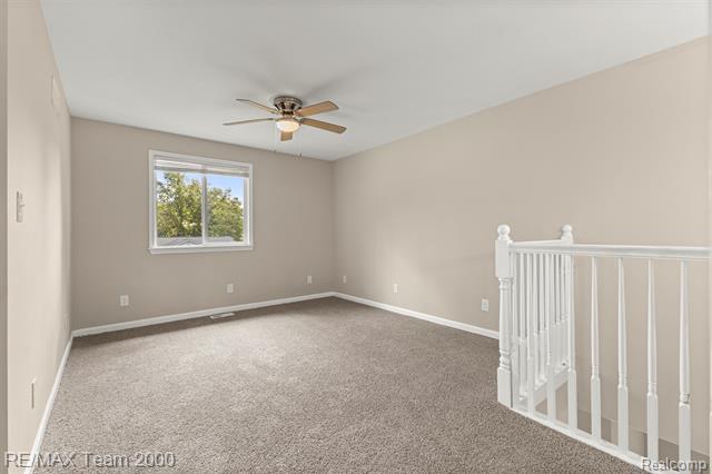 Builiding view thirty for 16110 Farnum, Romulus, MI. 48174