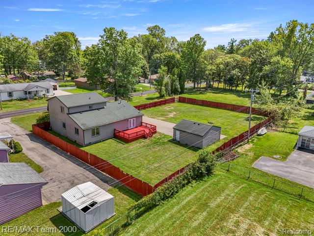 Builiding view two for 16110 Farnum, Romulus, MI. 48174