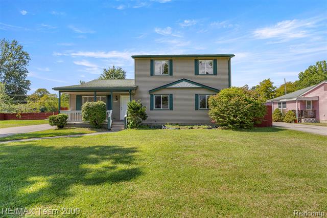 front view for 16110 Farnum, Romulus, Mi. 48174