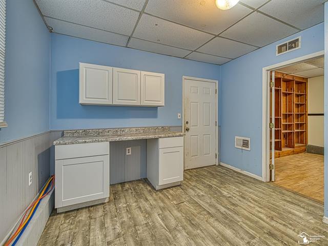 Builiding view twenty nine for 15601 Bak, Belleville, MI. 48111