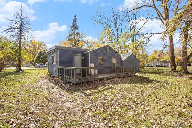 Builiding view sixteen for 26776 Nelson, Romulus, MI. 48174