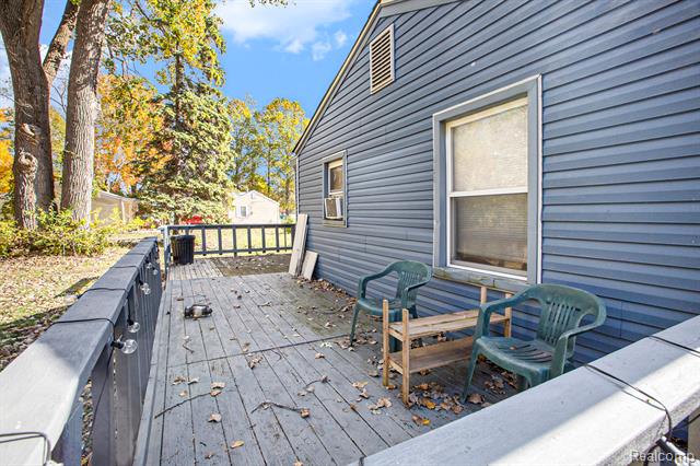 Builiding view thirteen for 26776 Nelson, Romulus, MI. 48174