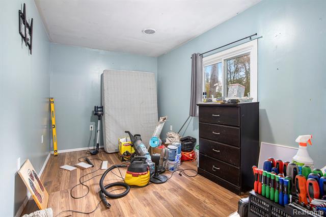 Builiding view twelve for 26776 Nelson, Romulus, MI. 48174