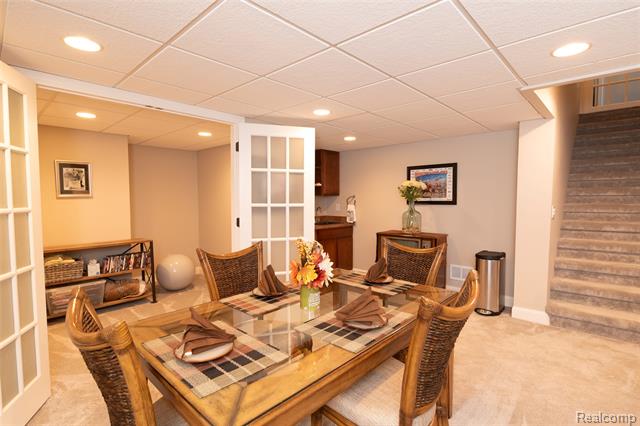 Builiding view fifty two for 15861 Humphrey, Southgate, MI. 48195