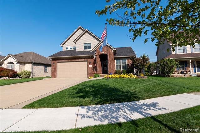 Builiding view seven for 15861 Humphrey, Southgate, MI. 48195