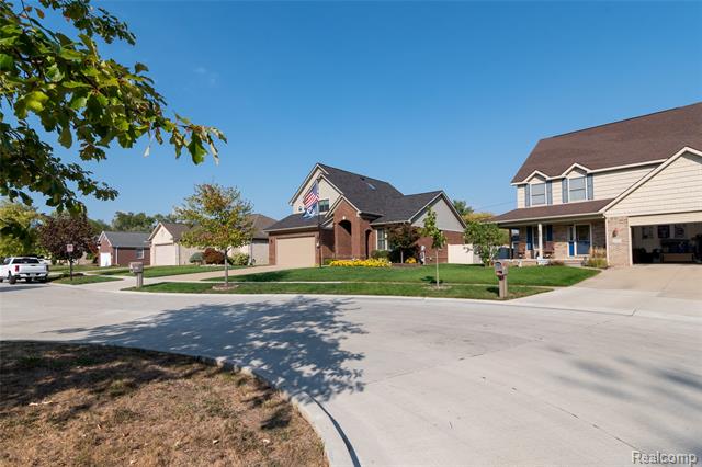 Builiding view six for 15861 Humphrey, Southgate, MI. 48195