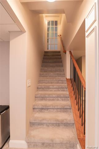 Builiding view sixty seven for 15861 Humphrey, Southgate, MI. 48195