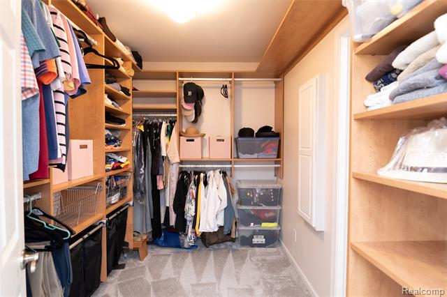 Builiding view thirteen for 15861 Humphrey, Southgate, MI. 48195