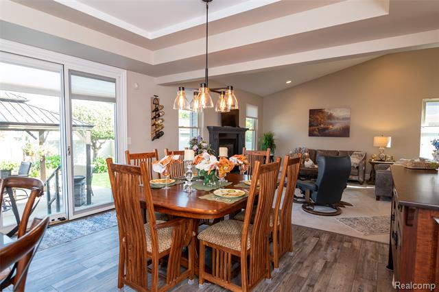 Builiding view thirty eight for 15861 Humphrey, Southgate, MI. 48195