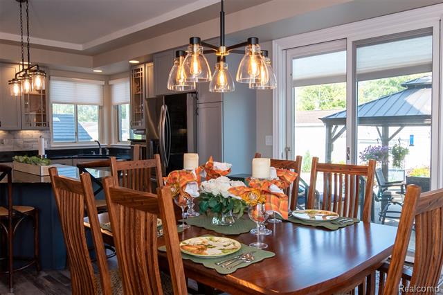 Builiding view thirty six for 15861 Humphrey, Southgate, MI. 48195