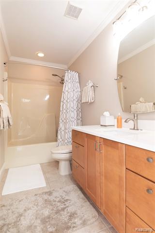 Builiding view twenty one for 15861 Humphrey, Southgate, MI. 48195