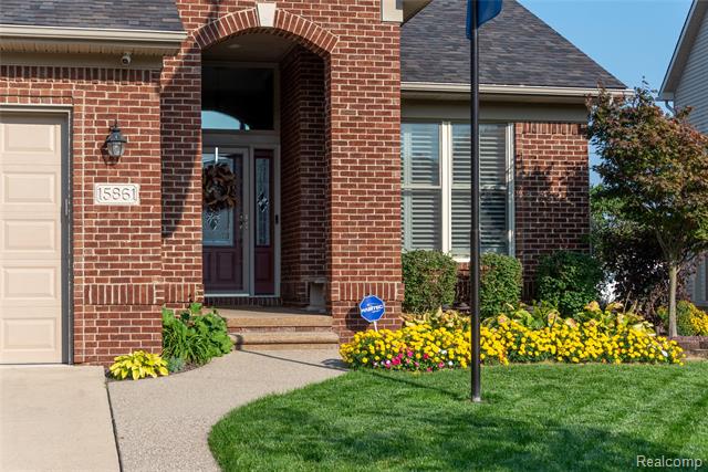 Builiding view two for 15861 Humphrey, Southgate, MI. 48195