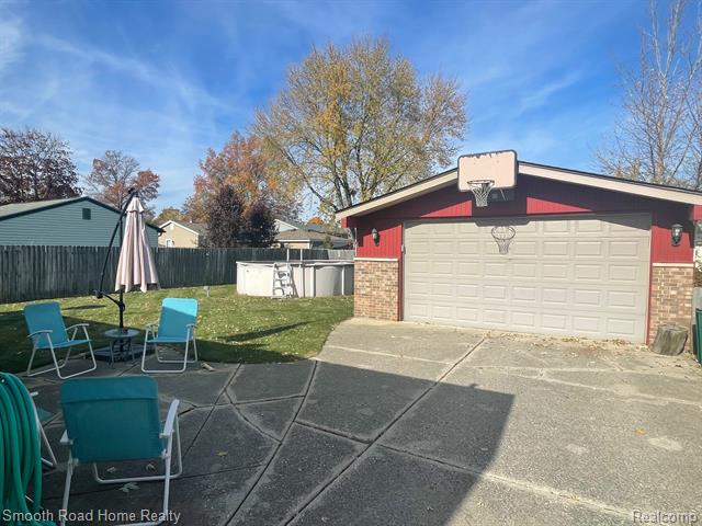 Builiding view fourteen for 30286 Kipling, Romulus, MI. 48174